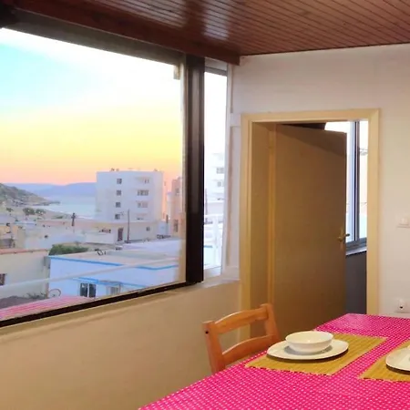 4th Floor In Town And Near The Sea Apartment