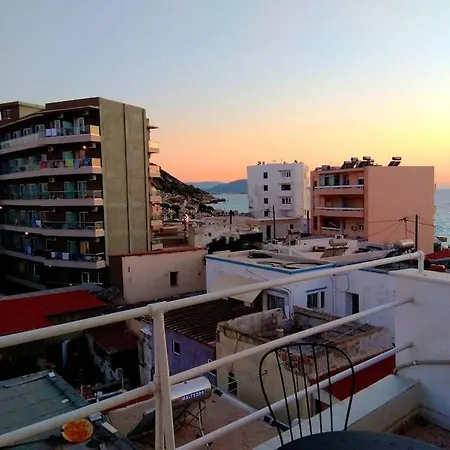4th Floor In Town And Near The Sea Appartamento *